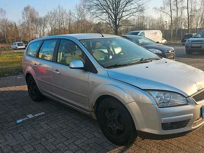 Gebraucht Ford Focus 120 PS (88 kW) 2007 Silber Kombi