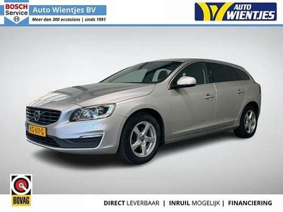 Gebraucht Volvo V60 120 PS (88 kW) 2016 Grau Kombi