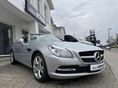 Gebraucht Mercedes SLK200 184 PS (135 kW) 2011 Iridiumsilber  metallicl (metallic) Cabrio