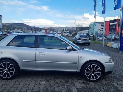 gebraucht Audi A3 1.8 T S Line.Navi.Xenon.Klimaautomatik.Schiebedach