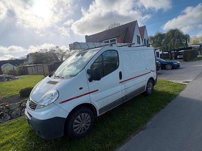 Second-hand Opel Vivaro 116 CP (85 kW) 2013 Alb Monovolum