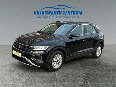 Gebraucht VW T-Roc Life 150 PS (110 kW) 2024 Deep black perleffekt (metallic) SUV