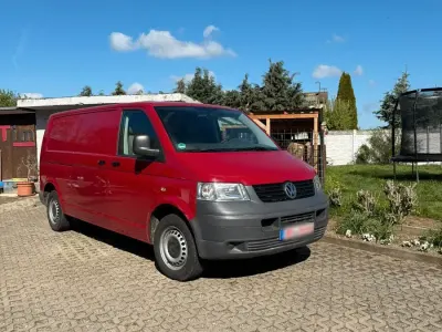 Gebraucht VW Multivan 102 PS (75 kW) 2009 Rot Van / Kleinbus