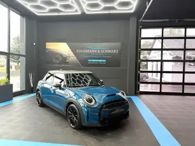 Gebraucht Mini Cooper S Classic 178 PS (130 kW) 2022 Blau Kleinwagen