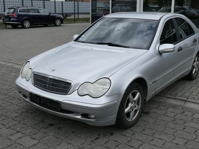 Mercedes C200