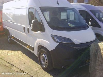 Gebraucht Peugeot Boxer 179 PS (131 kW) 2024 Lackierung weiss Van