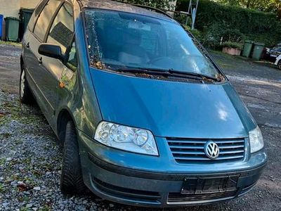 VW Sharan