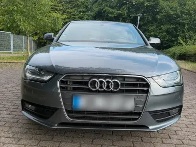 Gebraucht Audi A4 Ambition 120 PS (88 kW) 2012 Grau Limousine