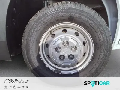 Gebraucht Opel Movano Selection 140 PS (102 kW) 2023 Lackierung weiss icy/typ aussenverkleidung spiegel flach standard Van