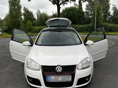 Gebraucht VW Golf V 80 PS (58 kW) 2008 Weiß Kleinwagen