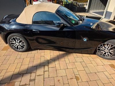 Gebraucht BMW Z4 Sport Line 170 PS (125 kW) 2004 Schwarz Cabrio