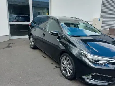 Gebraucht Toyota Auris Touring Sports 136 PS (100 kW) 2016 Schwarz Kombi