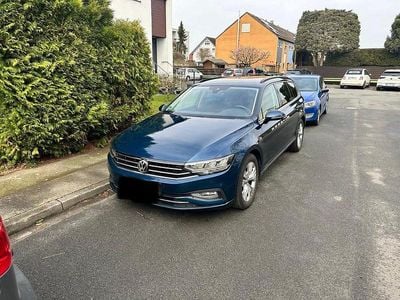 Gebraucht VW Passat Business 190 PS (139 kW) 2020 Blau Kombi