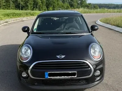 Gebraucht Mini Cooper 136 PS (100 kW) 2017 Schwarz Kleinwagen