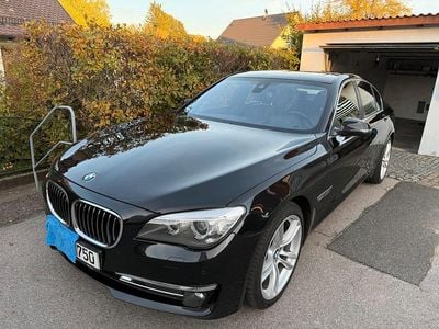 BMW 750