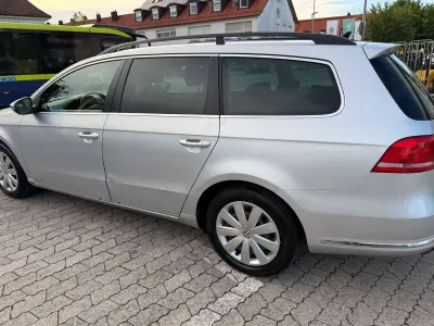 Gebraucht VW Passat 122 PS (89 kW) 2013 Reflexsilber Kombi