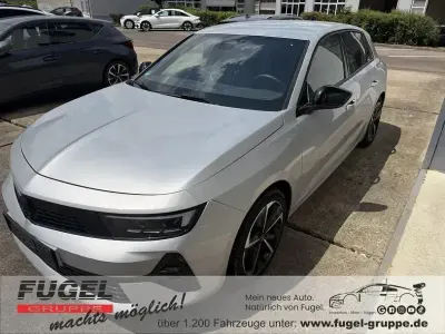 Gebraucht Opel Astra 131 PS (96 kW) 2024 Lackierung aluminiumgrau/typ aussenverkleidung metalliclackierung Kleinwagen