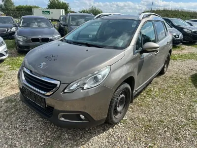 Gebraucht Peugeot 2008 Active 92 PS (67 kW) 2014 Grau SUV