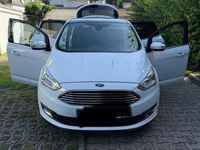 Weiß Gebraucht 2017 Ford C-MAX Titanium Van / Kleinbus | 9.800 € (Fairer Preis)