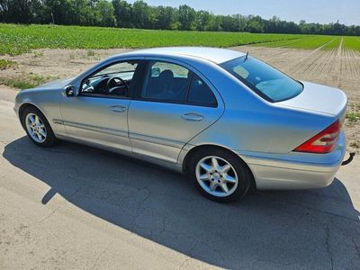 Mercedes C320