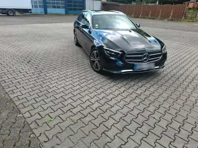 Gebraucht Mercedes E200 160 PS (117 kW) 2020 Schwarz Kombi
