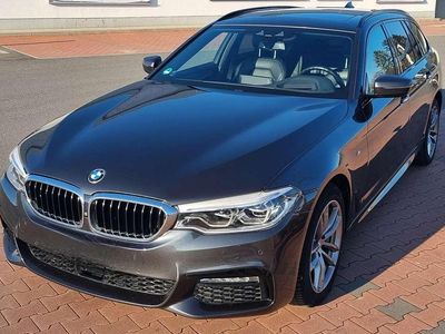 Gebraucht BMW 520 M Sport 190 PS (139 kW) 2017 Grau Kombi