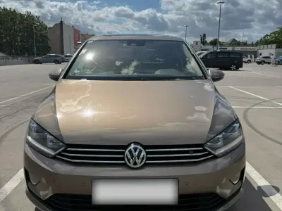 Gebraucht VW Golf Sportsvan 150 PS (110 kW) 2014 Gold Van / Kleinbus