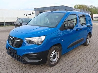 Usata Opel Combo 102 CV (75 kW) 2024 Blu Monovolume