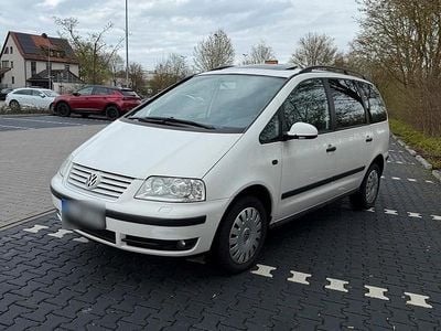 Gebraucht VW Sharan 140 PS (102 kW) 2008 Weiß Van / Kleinbus