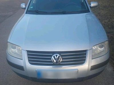 Gebraucht VW Passat 101 PS (74 kW) 2001 Silber Kombi