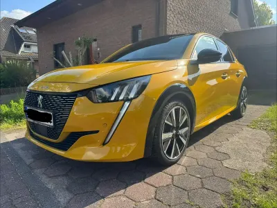 Gebraucht Peugeot 208 GT-line 102 PS (75 kW) 2020 Gelb Kleinwagen