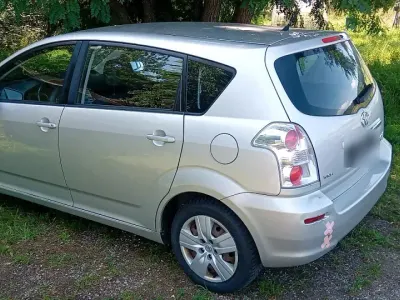 Gebraucht Toyota Corolla Verso 129 PS (94 kW) 2007 Grau Van / Kleinbus