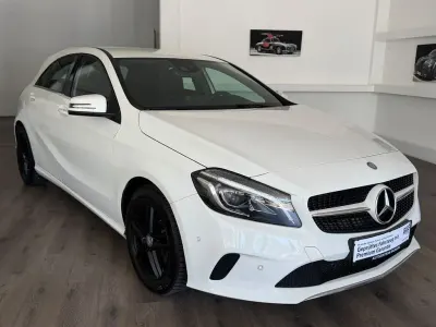 Gebraucht Mercedes A180 Style 122 PS (89 kW) 2016 Weiß Kleinwagen