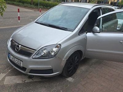 Gebraucht Opel Zafira 150 PS (110 kW) 2006 Silber Van / Kleinbus