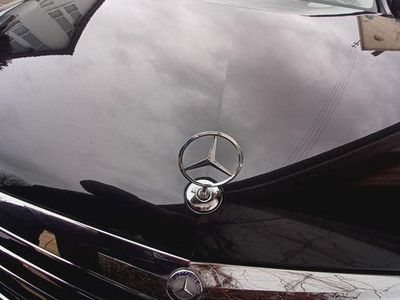 Gebraucht Mercedes E200 Avantgarde 184 PS (135 kW) 2012 Schwarz Limousine