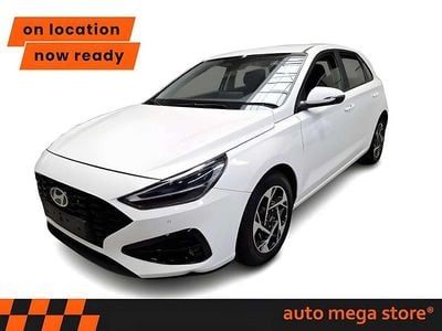 Usata Hyundai i30 Style 101 CV (74 kW) 2024 Bianco Berlina