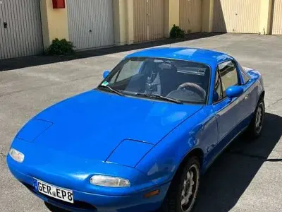 Używany Mazda MX5 116 KM (85 kW) 1994 Niebieski Kabriolet