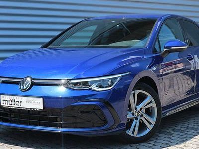 Gebraucht VW Golf VIII R-line 150 PS (110 kW) 2023 Lapiz blue metallic Limousine