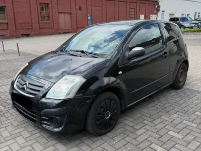 Gebraucht Citroën C2 73 PS (53 kW) 2010 Schwarz Kleinwagen