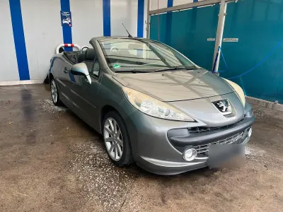 Gebraucht Peugeot 207 CC 120 PS (88 kW) 2008 Grau Cabrio