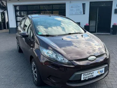 Gebraucht Ford Fiesta Trend 82 PS (60 kW) 2009 Rot Kleinwagen