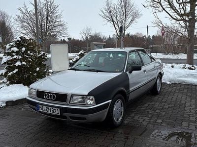 Gebraucht Audi 80 90 PS (66 kW) 1992 Silber Limousine