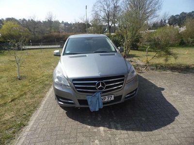 Mercedes R300
