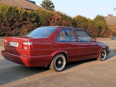Gebraucht VW Jetta 136 PS (100 kW) 1991 Rot Limousine