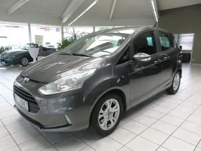Usado Ford B-MAX 115 HP (84 kW) 2017 Cinzento Monovolume