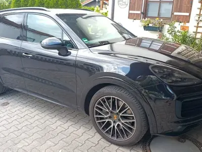 Gebraucht Porsche Cayenne S 441 PS (324 kW) 2018 Schwarz SUV