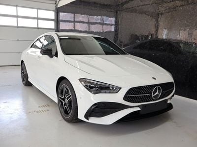 Mercedes CLA200
