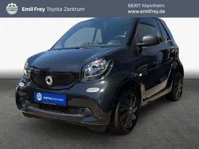 Gebraucht Smart ForTwo Cabrio Passion 71 PS (52 kW) 2019 Tridion safety cell in black Cabrio
