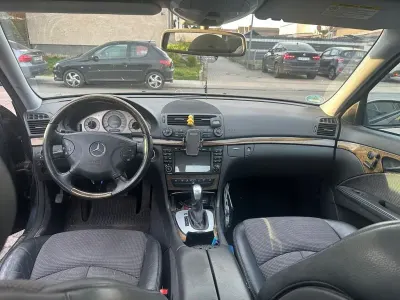 Gebraucht Mercedes E350 Avantgarde 272 PS (200 kW) 2005 Blau Limousine