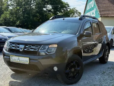 Gebraucht Dacia Duster Lauréate 125 PS (91 kW) 2015 Grau SUV